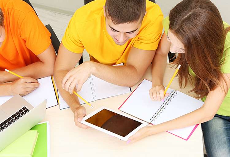 وزارة التعليم العالي تطلق برنامج 