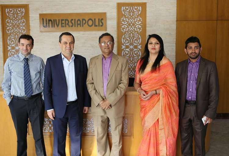 Conférence : The challenges in protecting environment with the development of the country