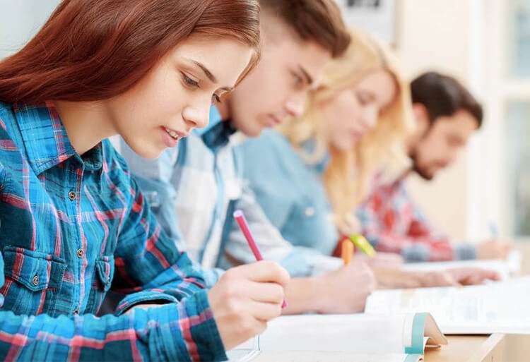 مباراة ولوج الدرك الملكي بصفة تلاميذ دركيين متخصصين بالمجموعة الجوية 2017