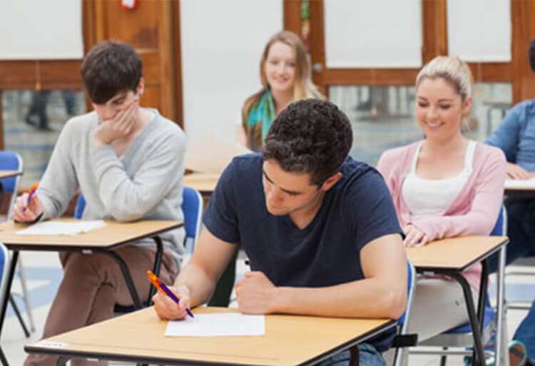 مباراة ولوج معهدي تكوين التقنيين المتخصصين في التعمير والهندسة المعمارية 2018